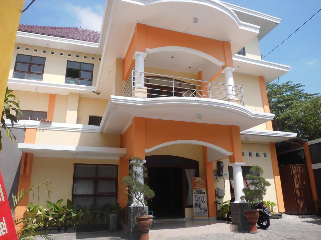 Reddoorz Syariah @ Jalan Simpang Gajayana Hotel Malang Kültér fotó